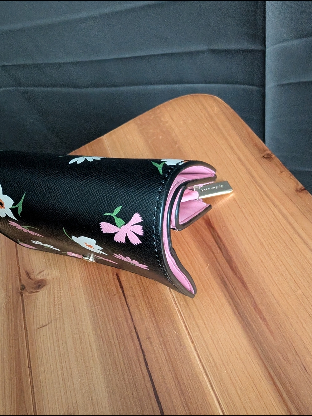 NWOT - kate spade Madison Floral Waltz Black Bifold Wallet - Picture 5 of 8